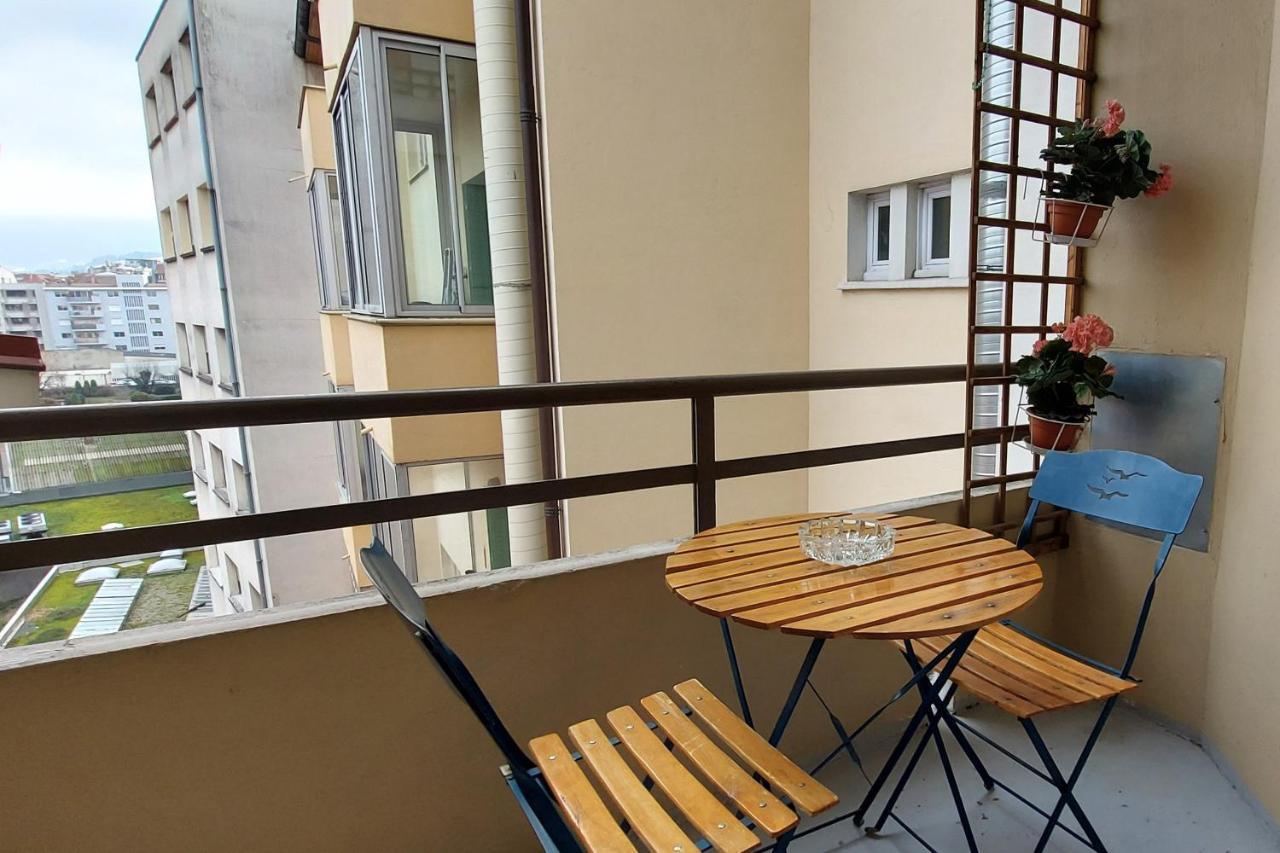 Le Family Lodge 2 Chambres 4 Personnes Classe 3 Etoiles Annecy Exterior foto